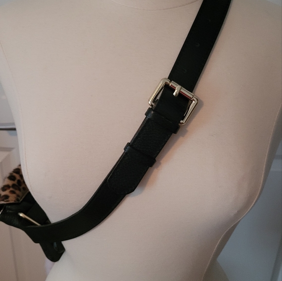 Crossbody Italian Leather Bag / Pouch - Picture 5 of 5